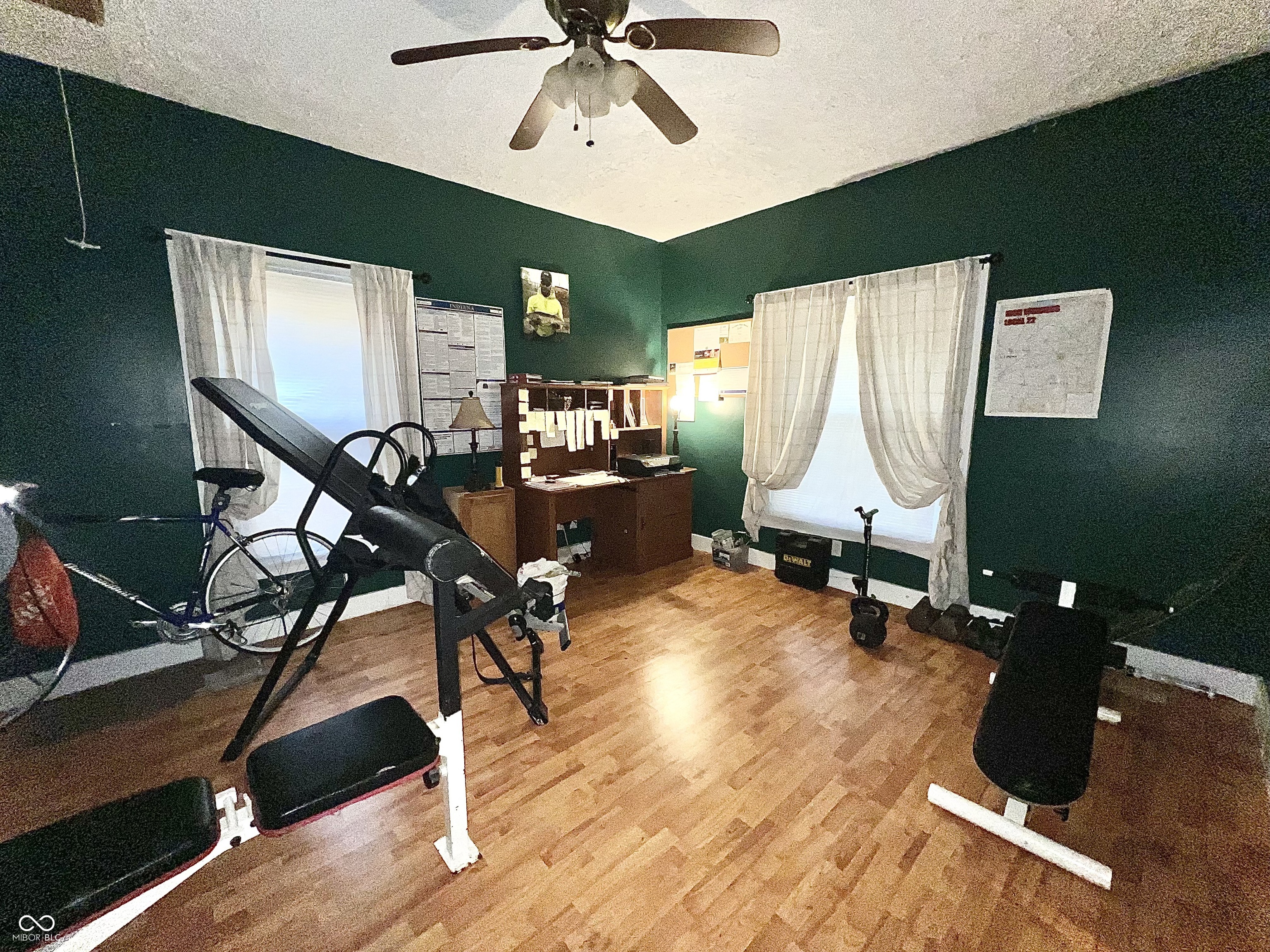 1332 W 26th Street