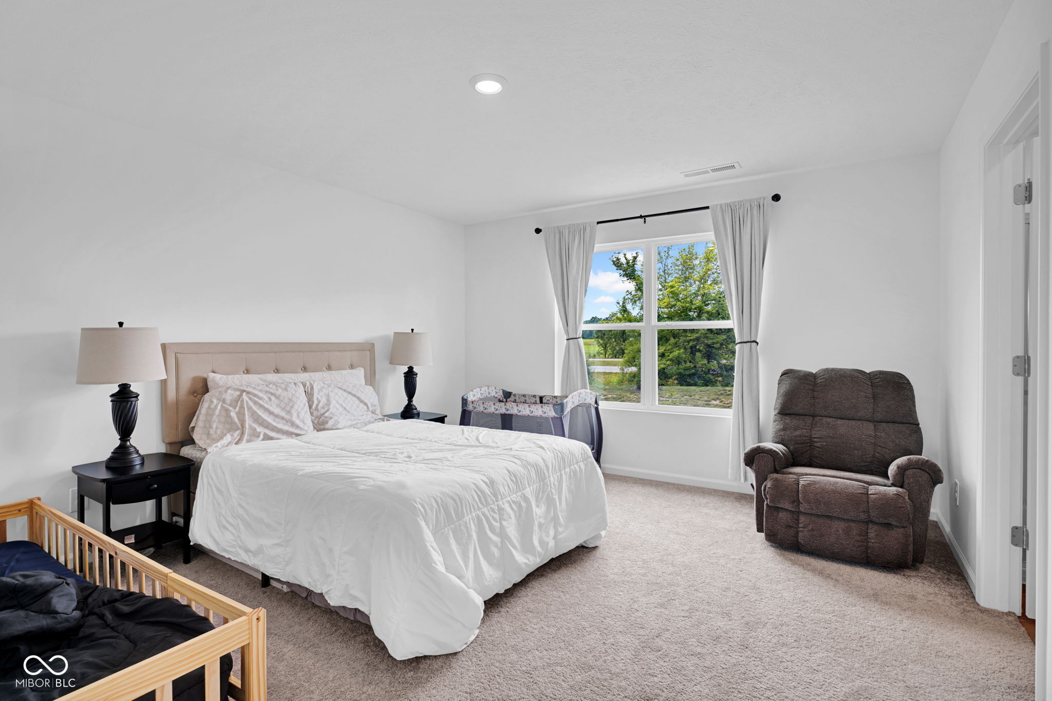 4042 Sedgewick Lane