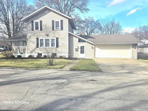 1302 Indiana Avenue, Anderson, IN 46012 - MLS#: 22027035