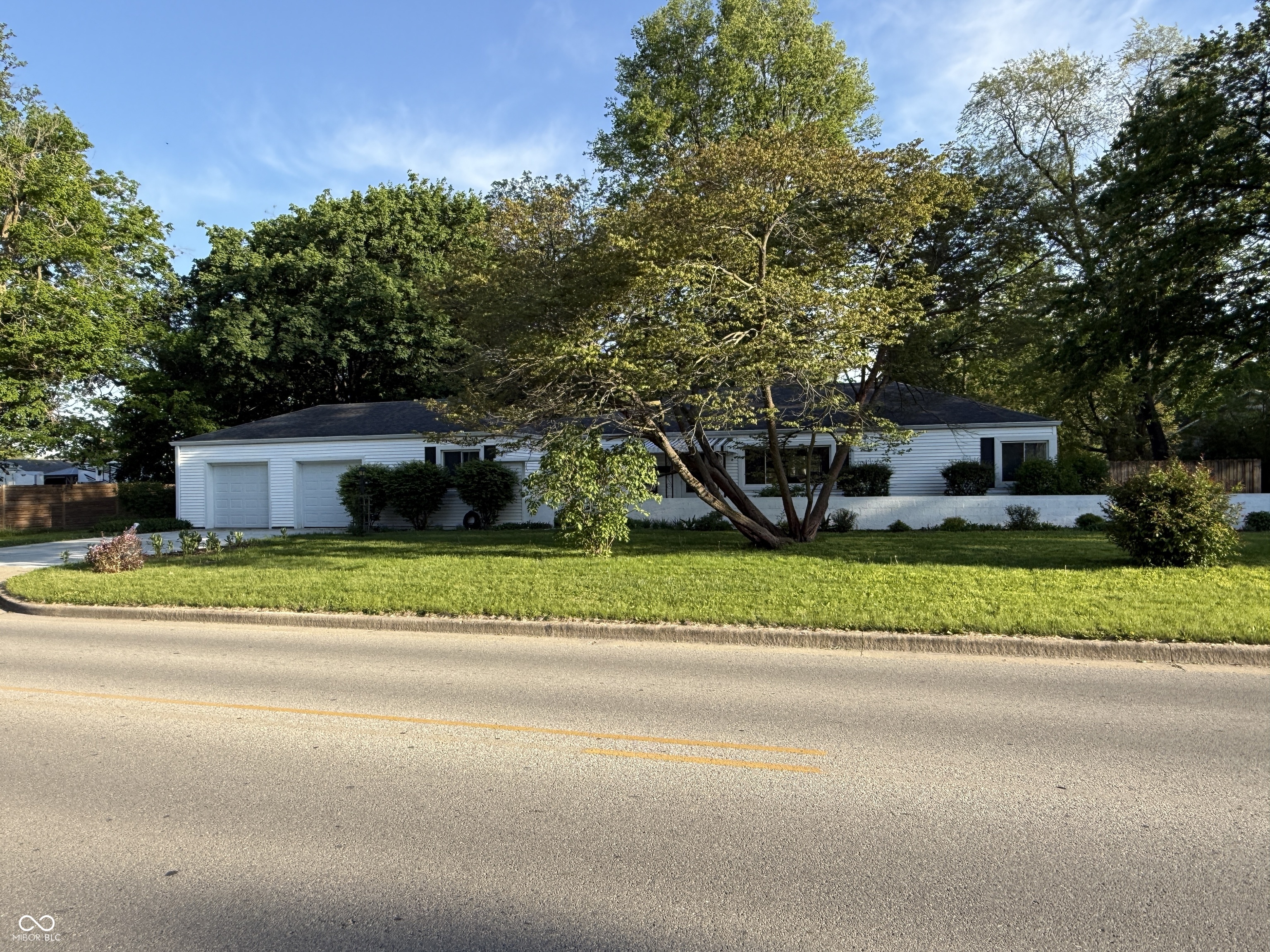 121 W Camp Street