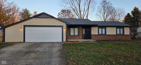 Photo of 1655 Countryside Drive, Indianapolis, IN 46231 (MLS # 22075301)