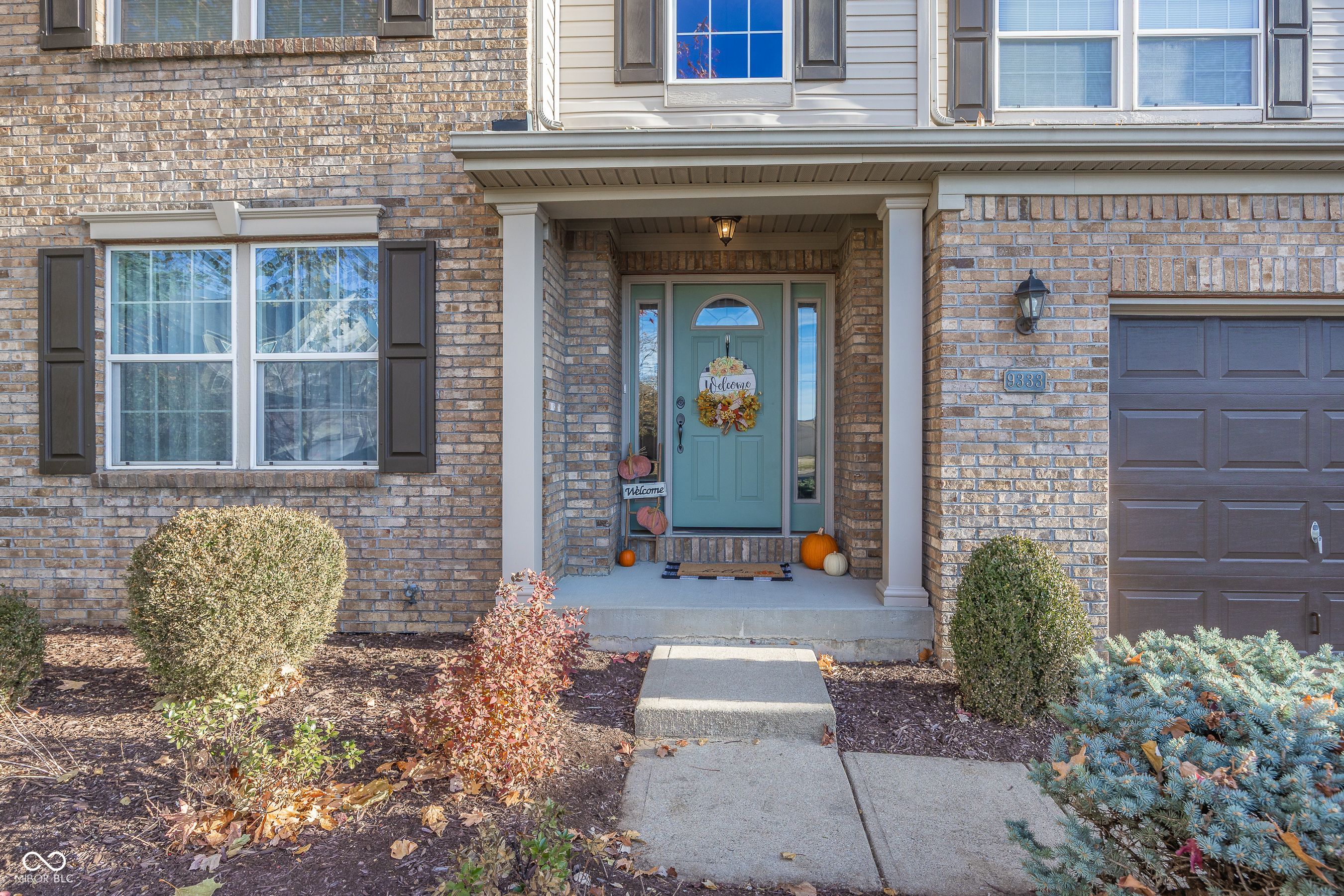 9333 N Bayhill Circle