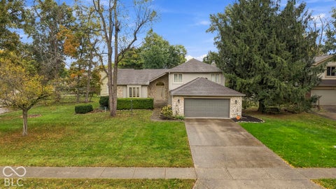 Photo of 13665 Thistlewood Drive W, Carmel, IN 46032 (MLS # 22130022)