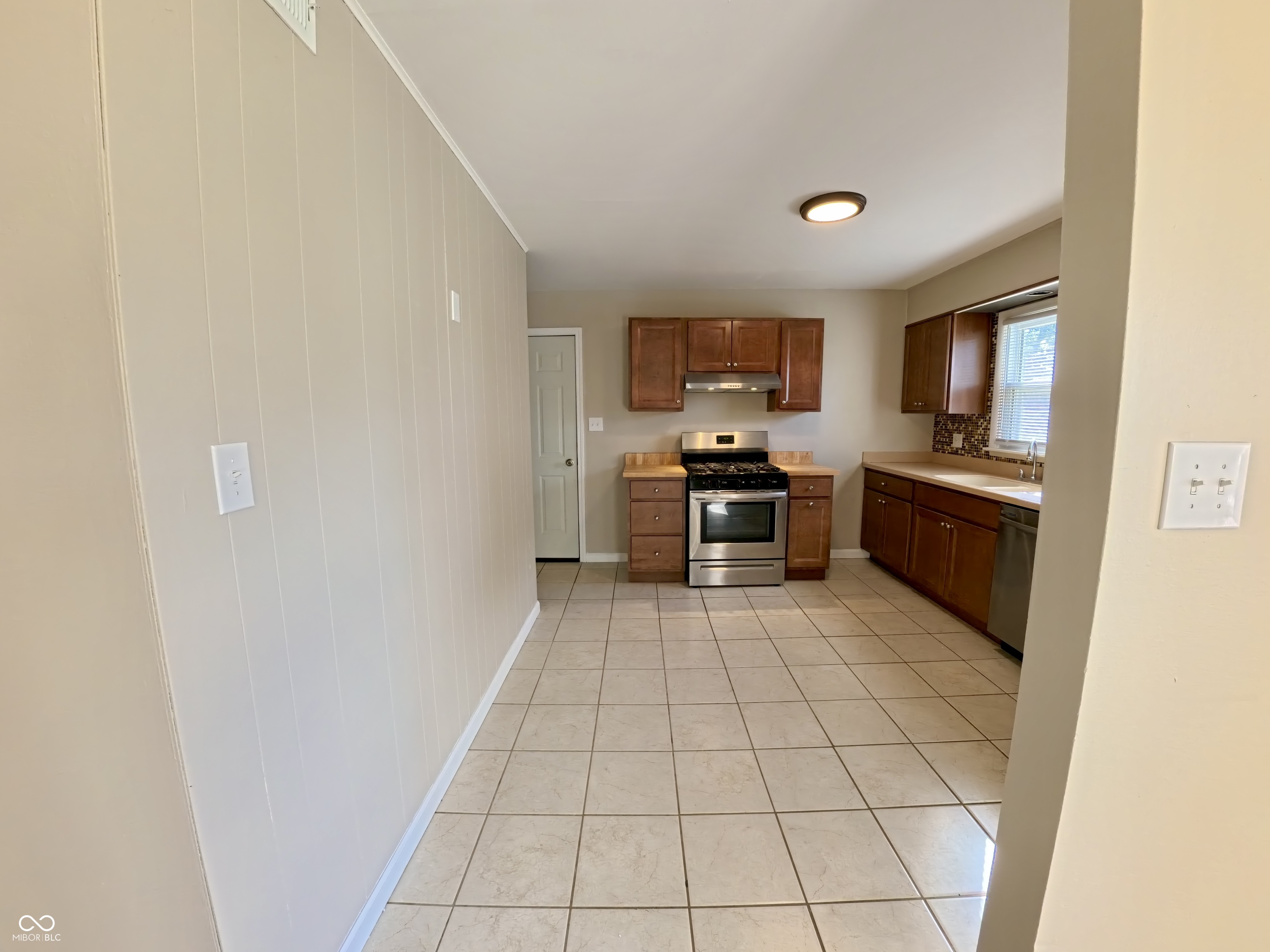 814 Carlin Drive