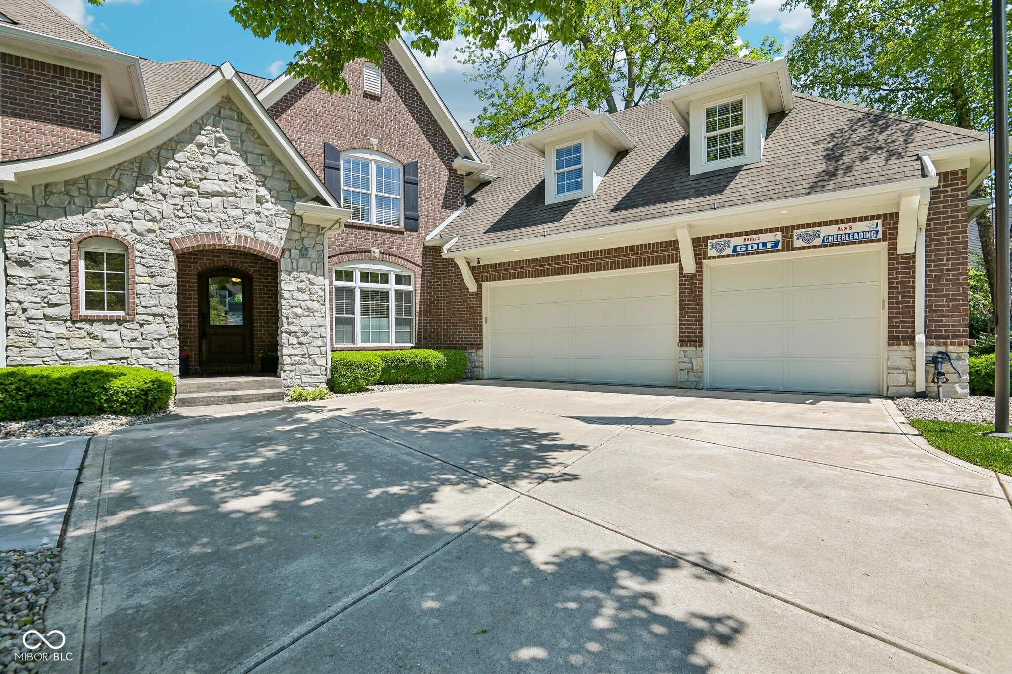 14668 Whispering Breeze Drive
