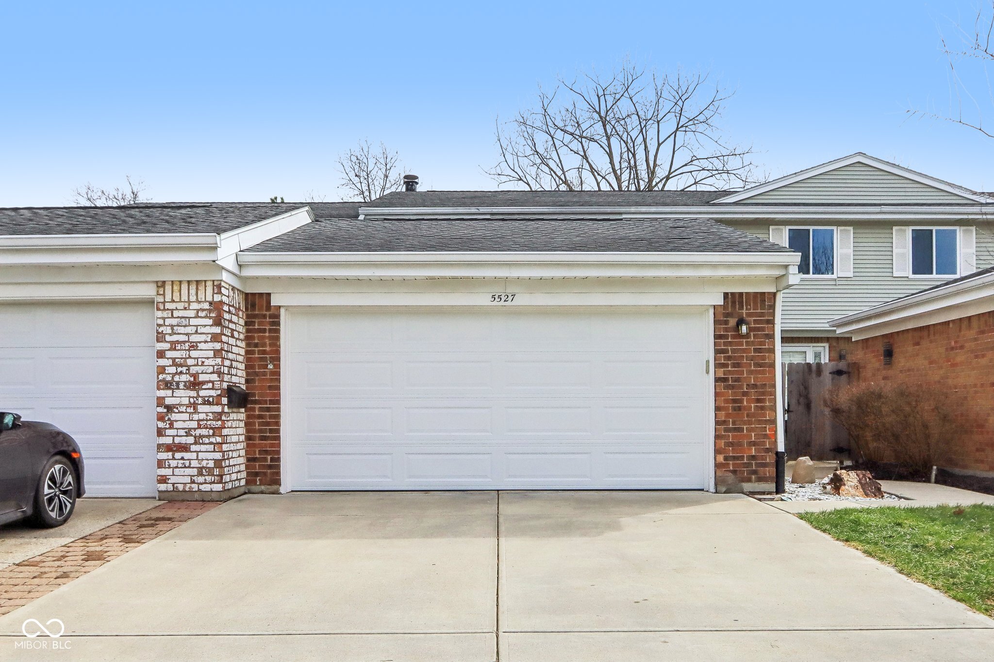 5527 Vin Rose Lane