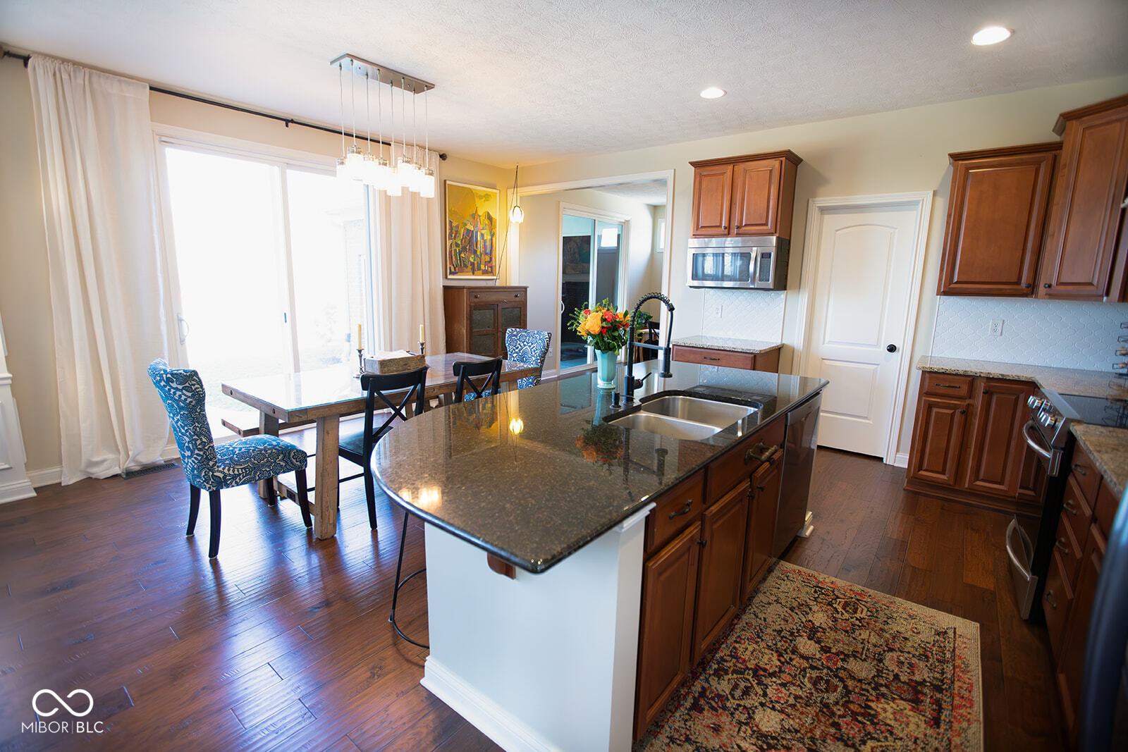 1060 Cape Coral Drive