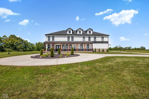 Photo of 6305 Sunshine Meadows Lane, Brownsburg, IN 46112 (MLS # 22110038)