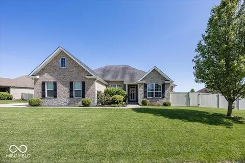 2803 Wild Orchid Way, Columbus, IN 47201 - MLS#: 22034527