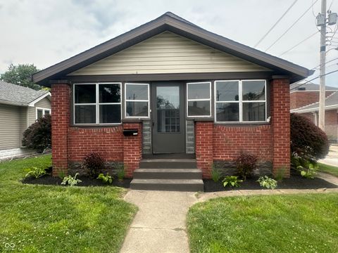 Photo of 1048 E Berwyn Street, Indianapolis, IN 46203 (MLS # 22109673)