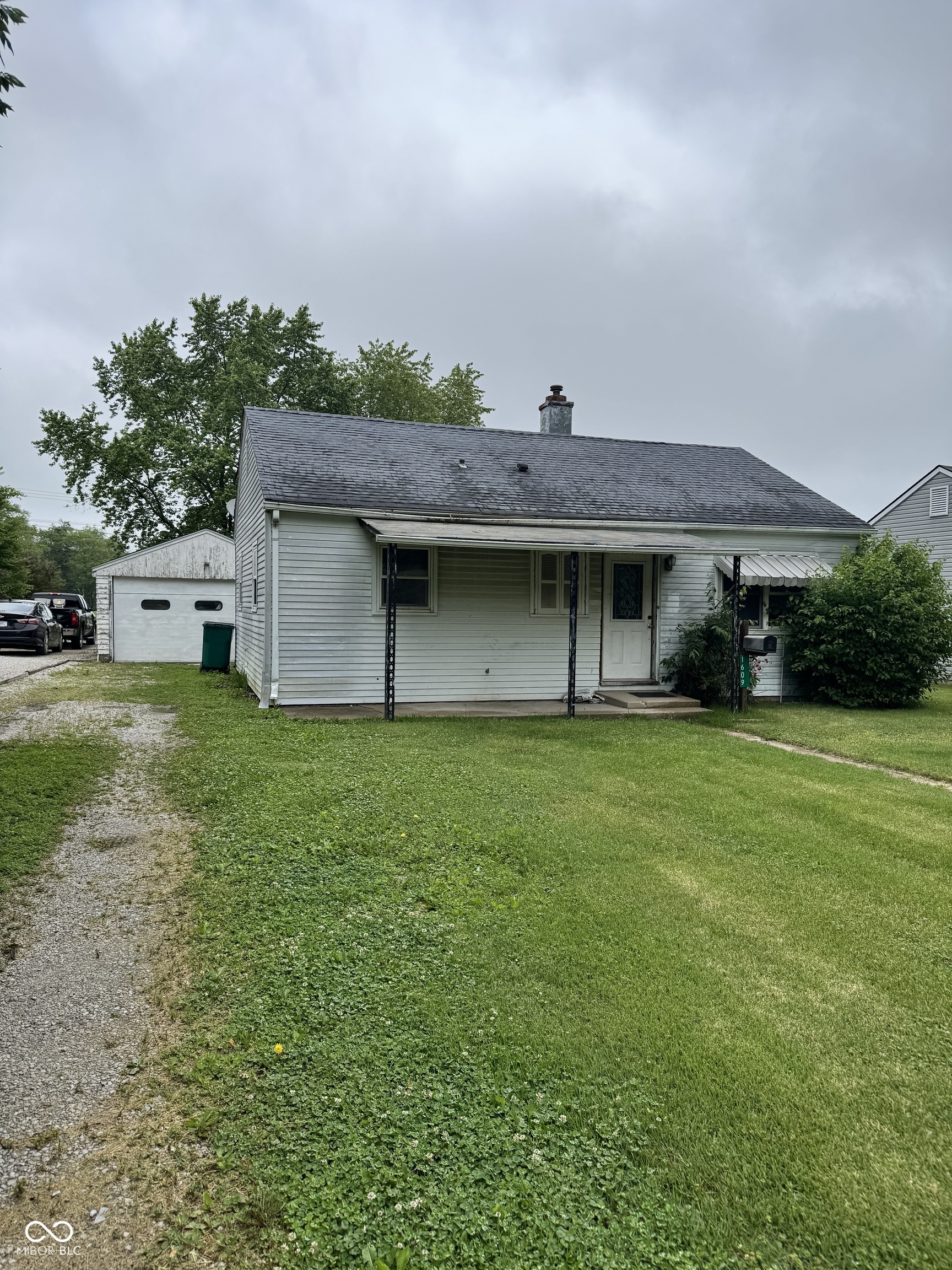 1609 N Outer Drive
