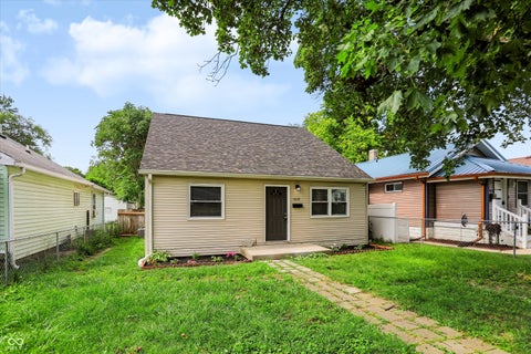 Photo of 1639 Comer Avenue, Indianapolis, IN 46203 (MLS # 22113338)