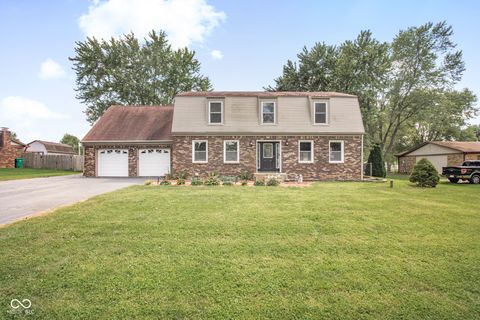Photo of 2203 Alexandria Drive, Greenfield, IN 46140 (MLS # 22059460)