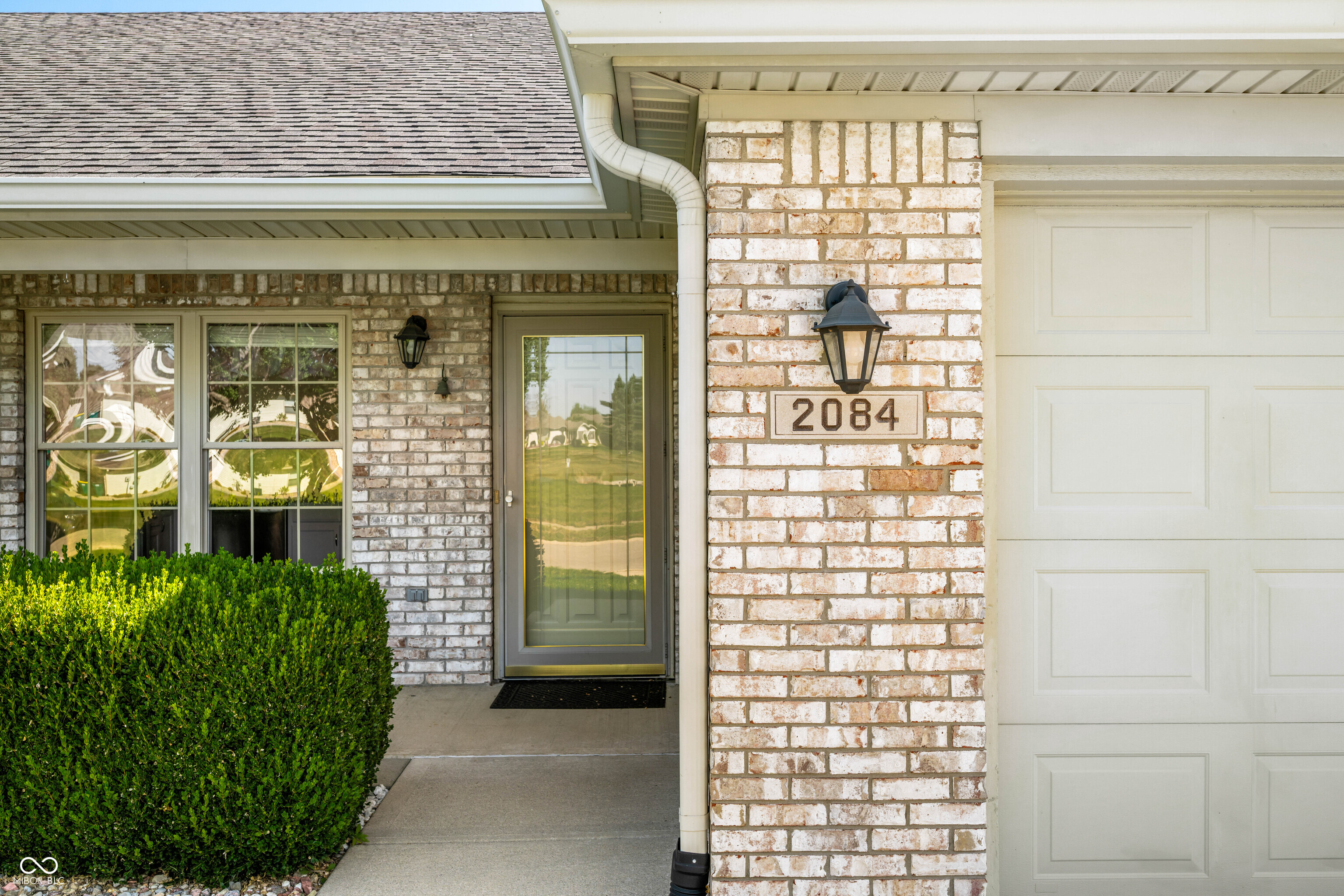 2084 Pelican Drive