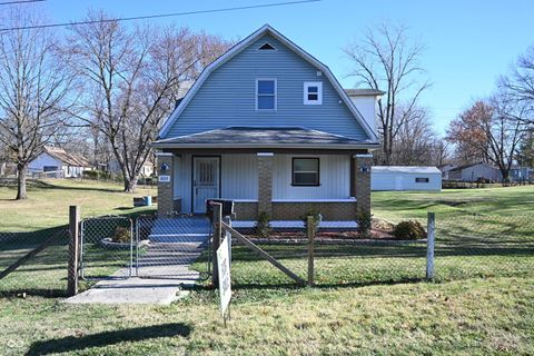 Photo of 3235 Adams Street, Indianapolis, IN 46218 (MLS # 22084526)