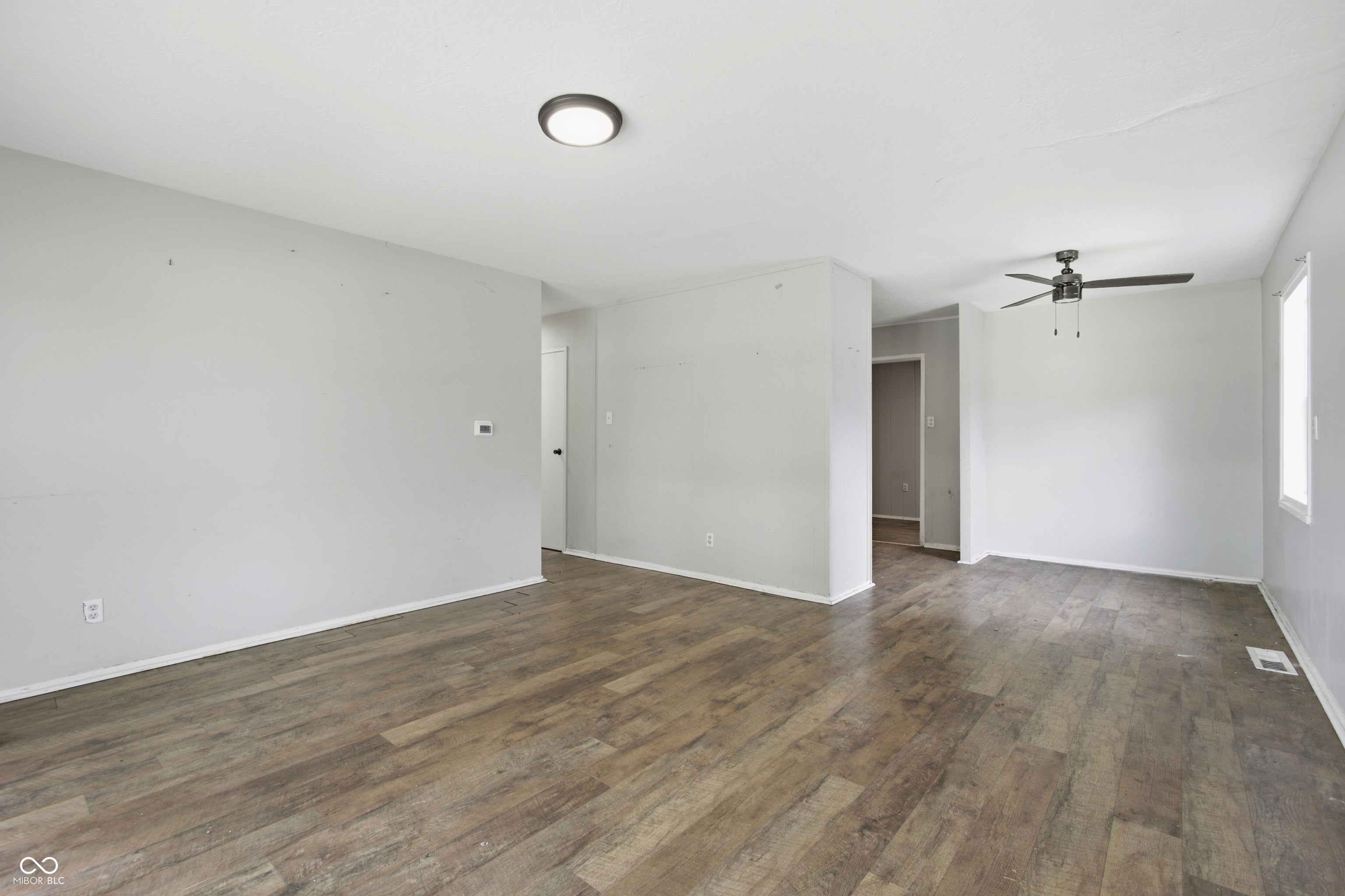 4823 Thrush Drive