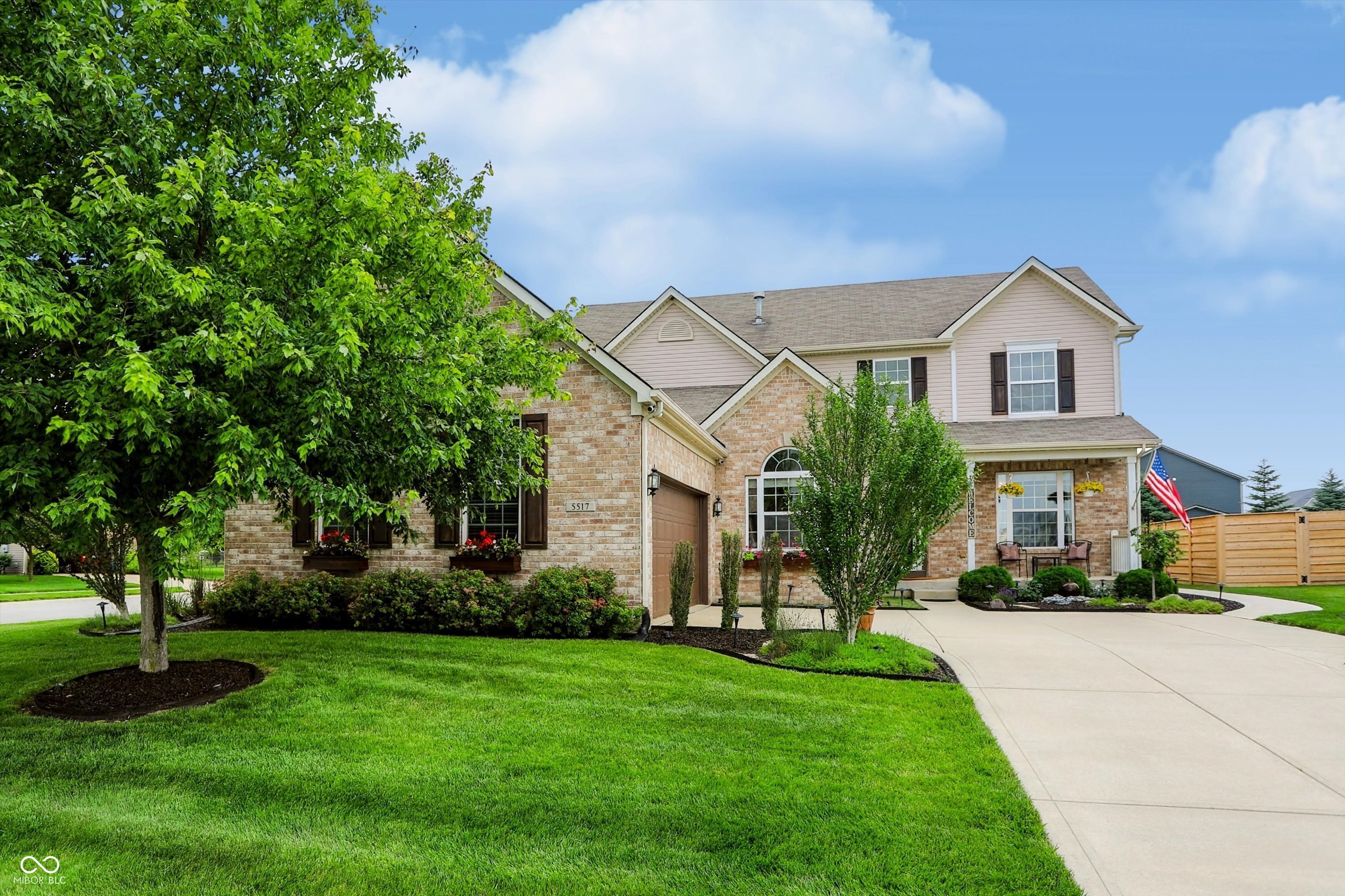 5517 W Stoneview Trail