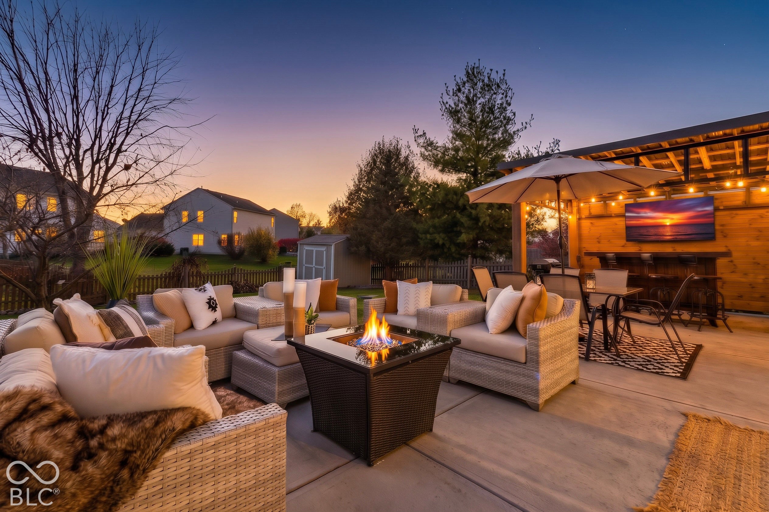 8891 Woodlark Drive