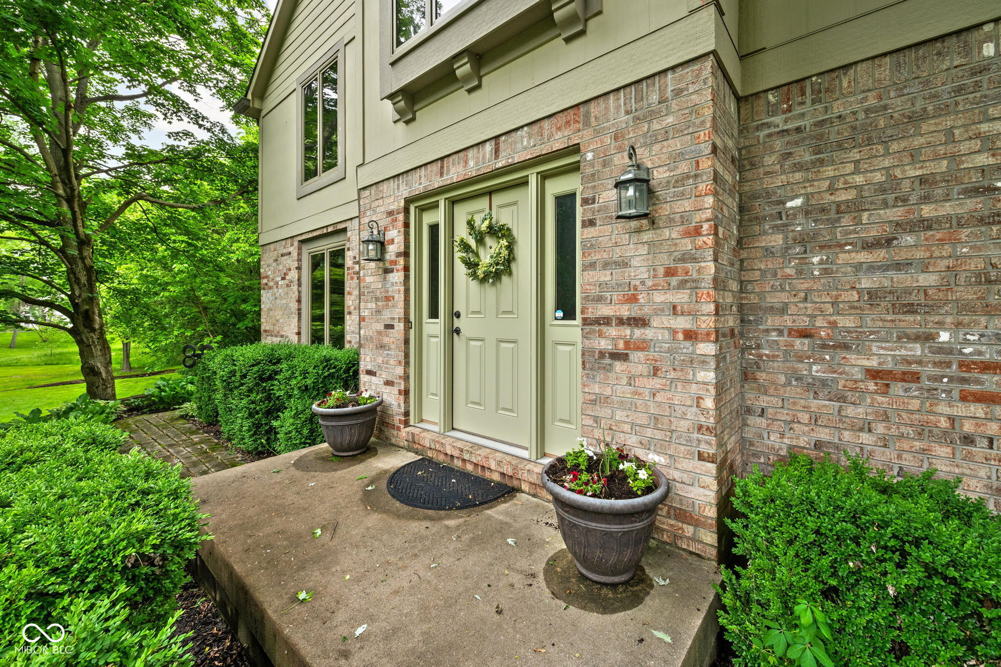5412 Green Hills Drive