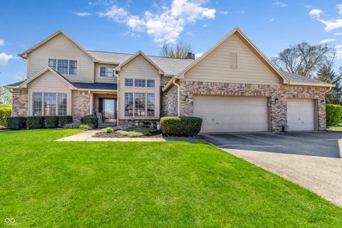 Photo of 12231 Geist Cove Drive, Indianapolis, IN 46236 (MLS # 22094099)