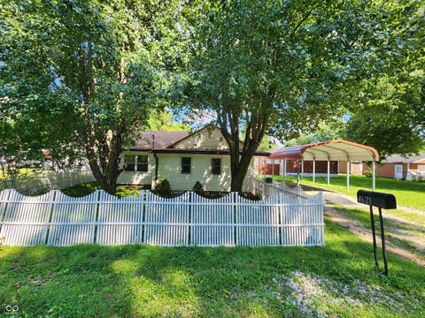 Photo of 4621 S 537 E, Franklin, IN 46131 (MLS # 22122206)