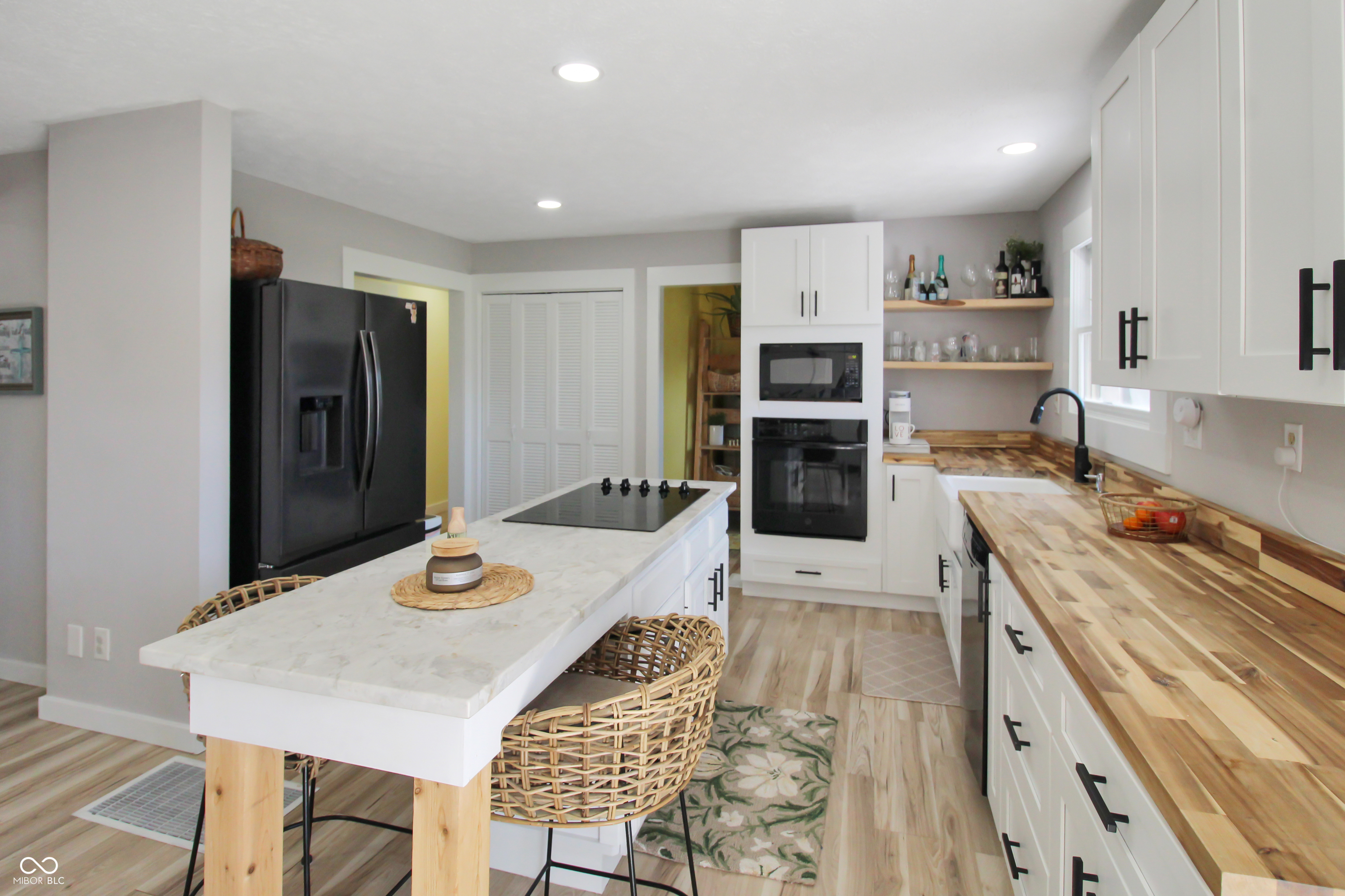 8135 E County Road 700 N