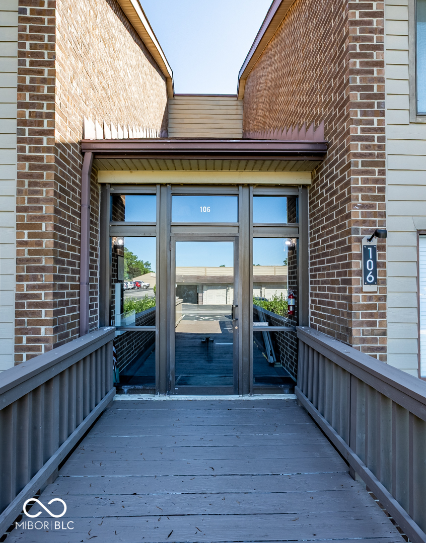 106 Knoll Court B