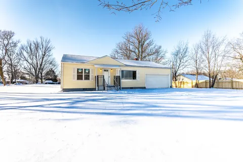 5757 E 21st Street, Indianapolis, IN 46218 - MLS#: 22023310