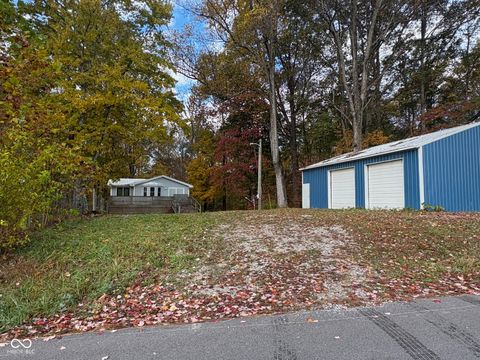 Photo of 7257 N Sunnyside Road, Deputy, IN 47230 (MLS # 22055092)