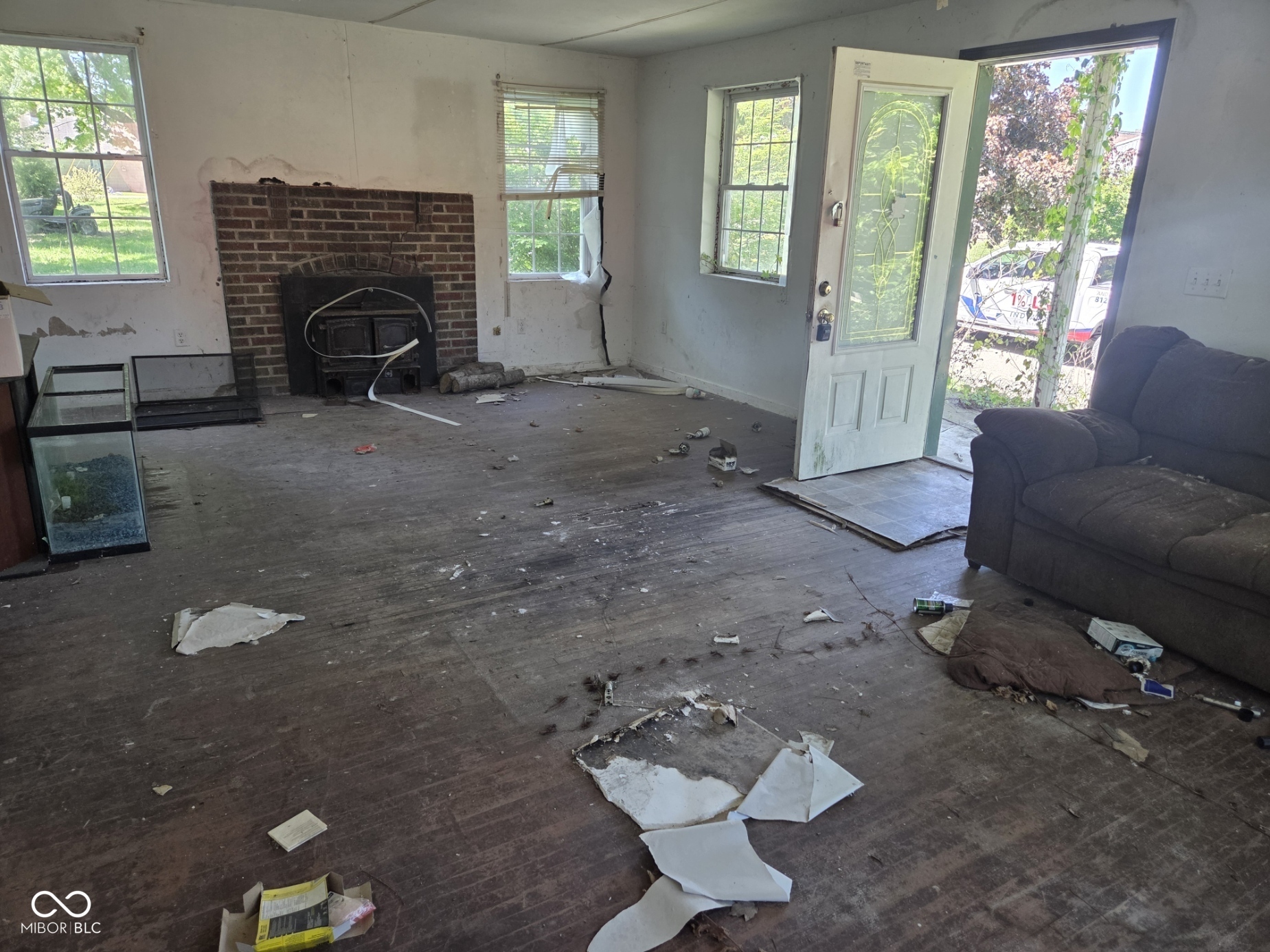 5405 E High School Road