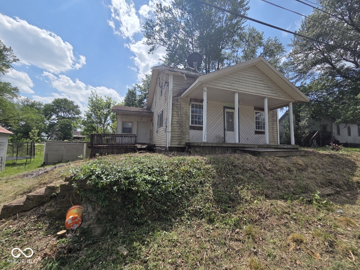 5405 E High School Road