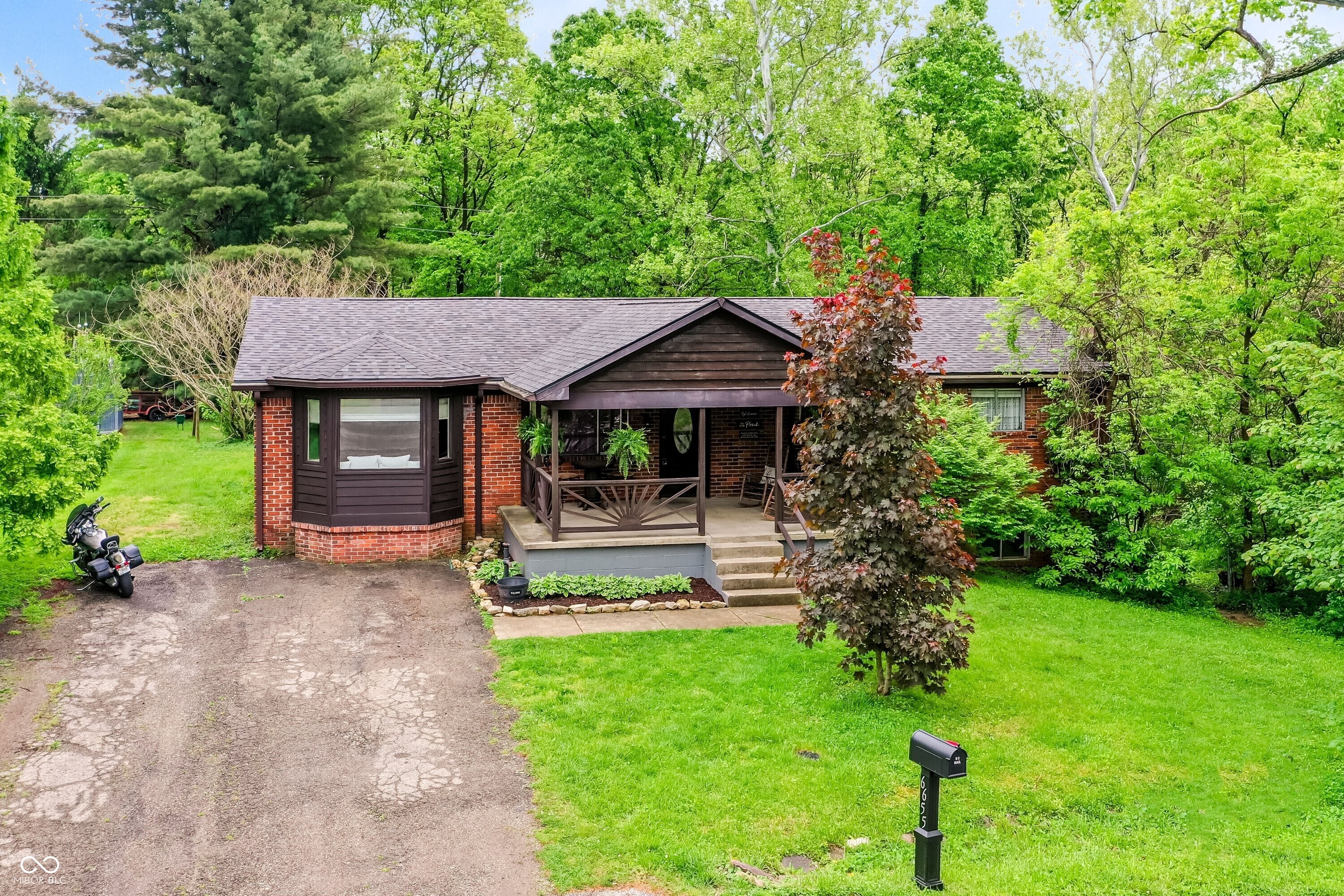 6655 Teeters Lane