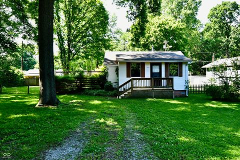 Photo of 1511 Maxine Road, Indianapolis, IN 46240 (MLS # 22099137)
