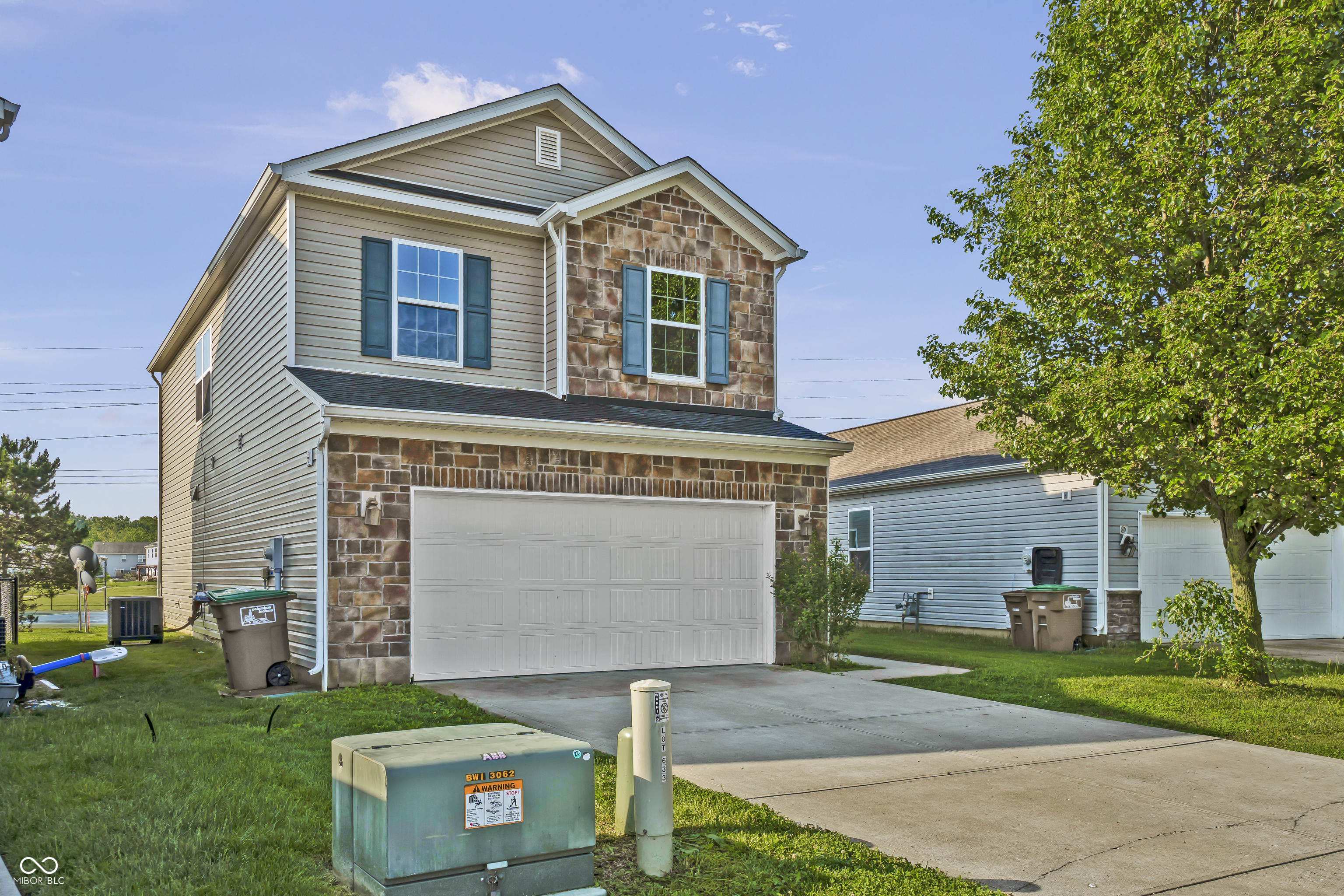 2273 Shadow Bend Drive