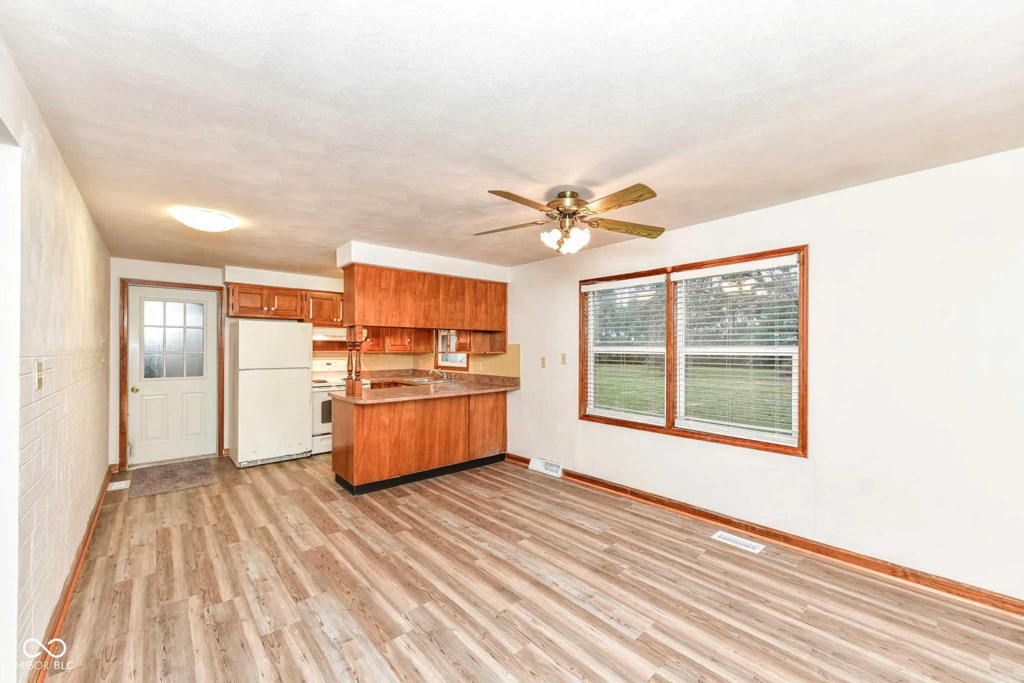 Anderson, Indiana 46017, United States, 3 Bedrooms Bedrooms, ,2 BathroomsBathrooms,Residential,Active,254087