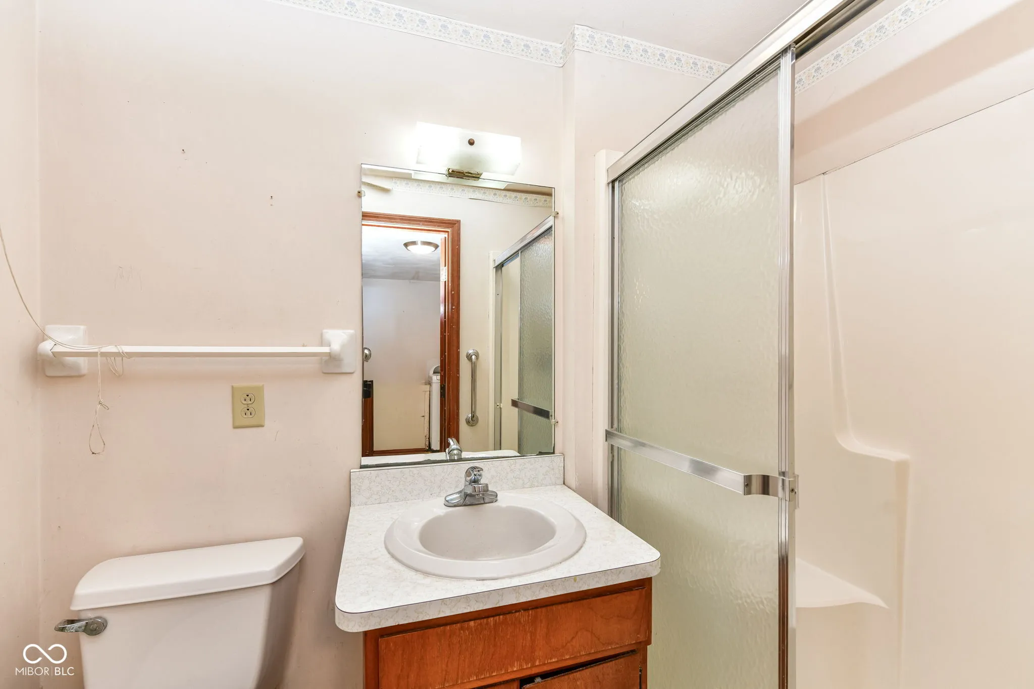 Anderson, Indiana 46017, United States, 3 Bedrooms Bedrooms, ,2 BathroomsBathrooms,Residential,Active,254087