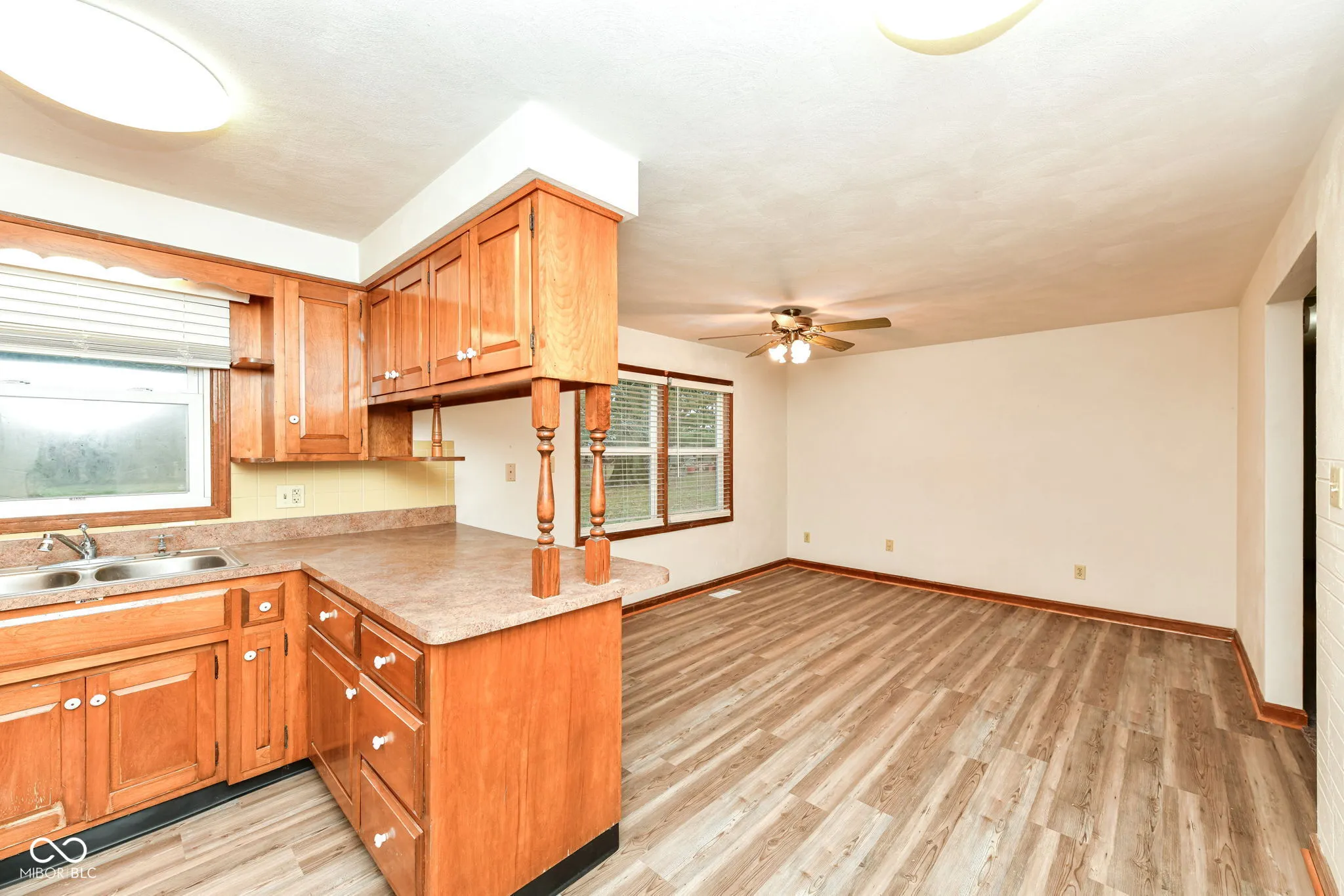 Anderson, Indiana 46017, United States, 3 Bedrooms Bedrooms, ,2 BathroomsBathrooms,Residential,Active,254087