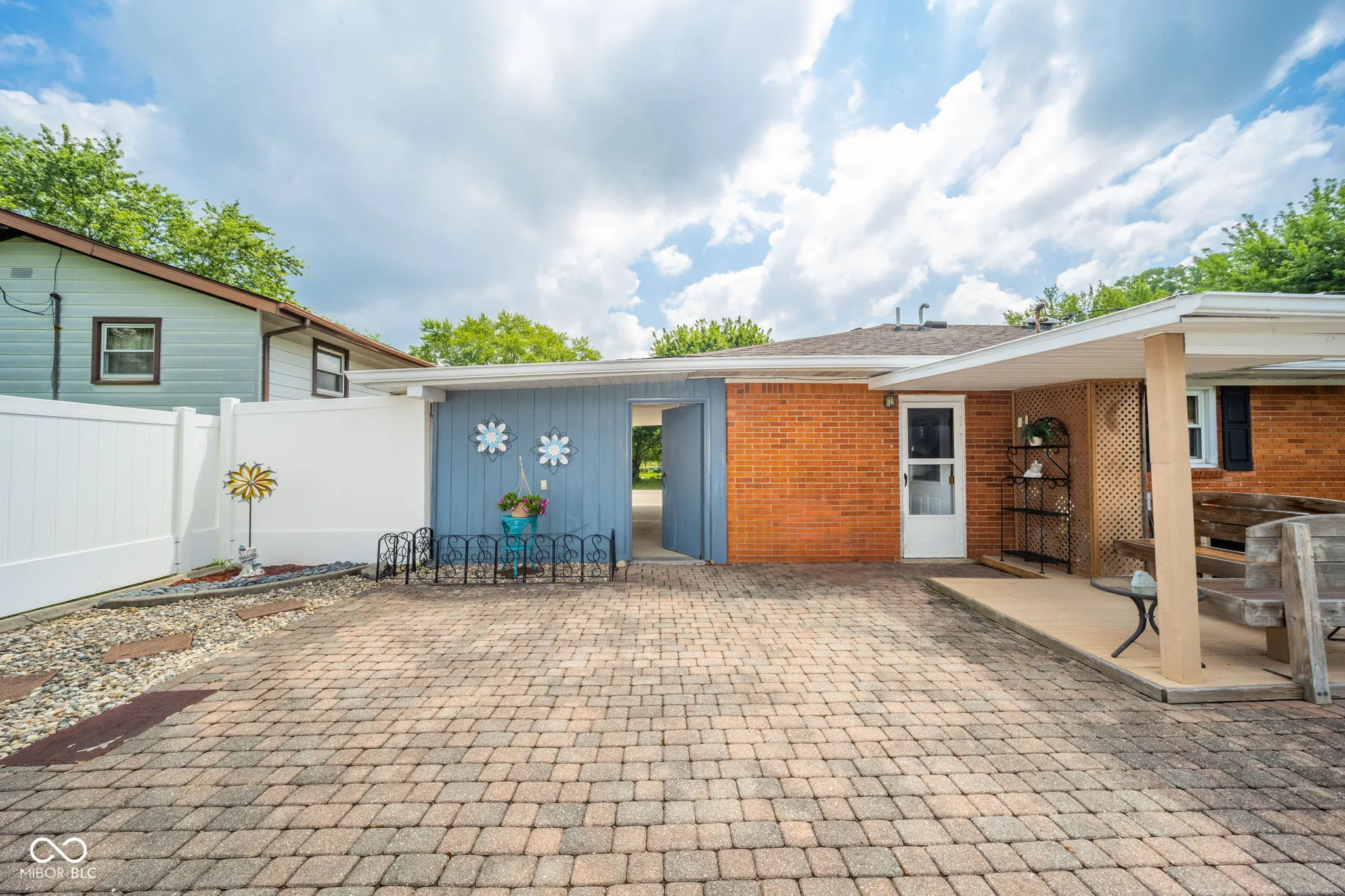 Anderson, Indiana 46013, United States, 2 Bedrooms Bedrooms, ,1 BathroomBathrooms,Residential,Active,173861