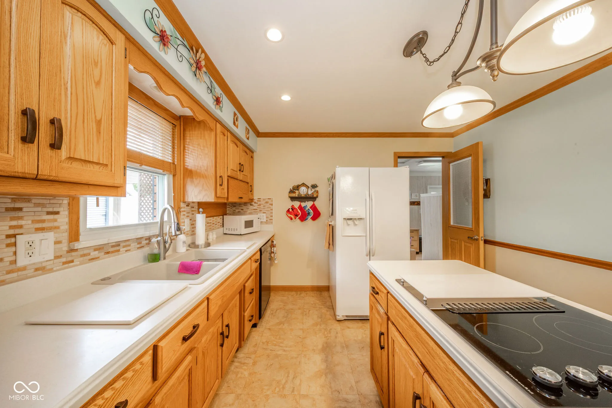 Anderson, Indiana 46013, United States, 2 Bedrooms Bedrooms, ,1 BathroomBathrooms,Residential,Active,173861