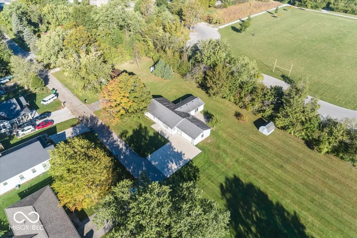 Westfield, Indiana 46074, United States, 3 Bedrooms Bedrooms, ,2 BathroomsBathrooms,Residential,Pending,39755