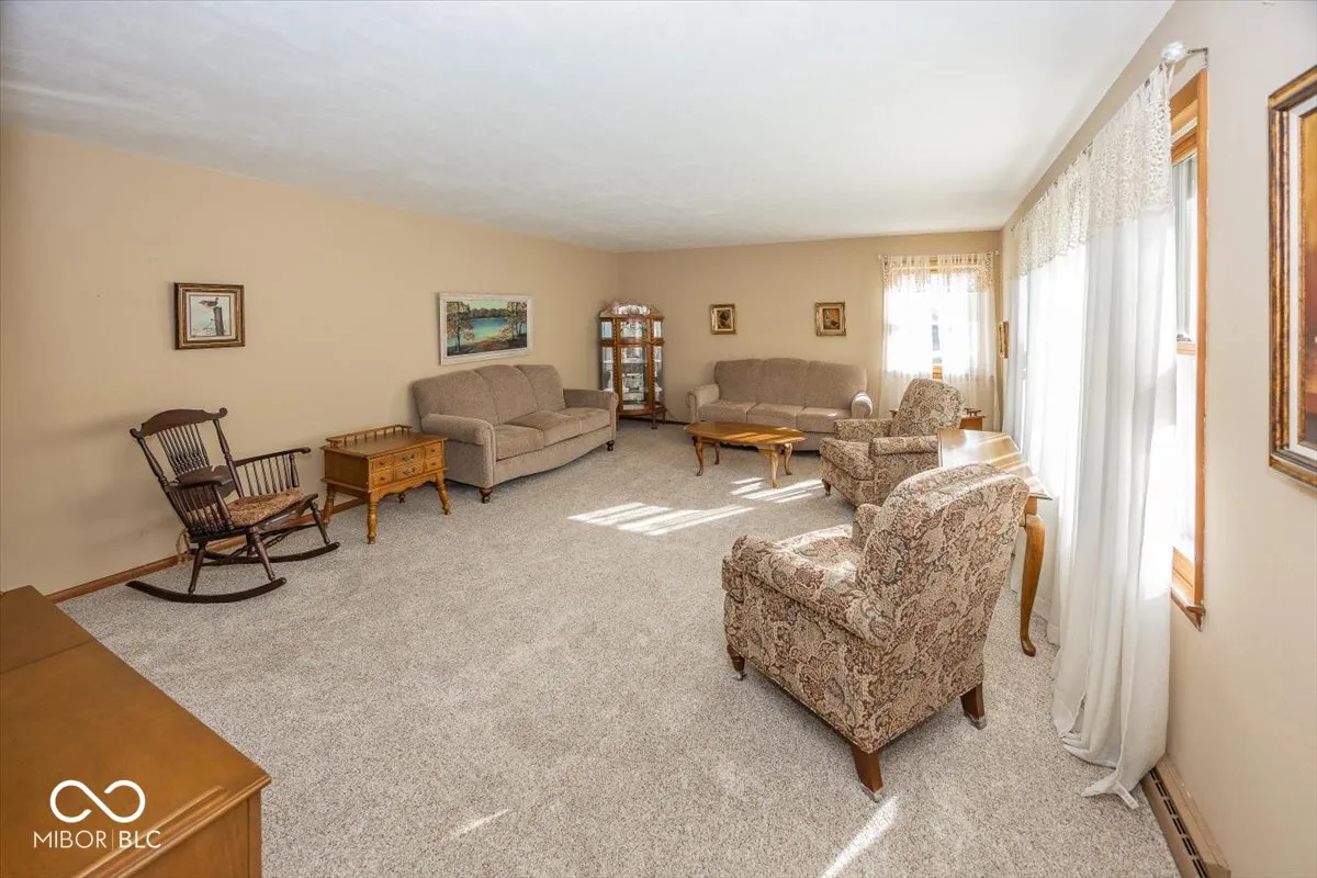 Westfield, Indiana 46074, United States, 3 Bedrooms Bedrooms, ,2 BathroomsBathrooms,Residential,Pending,39755