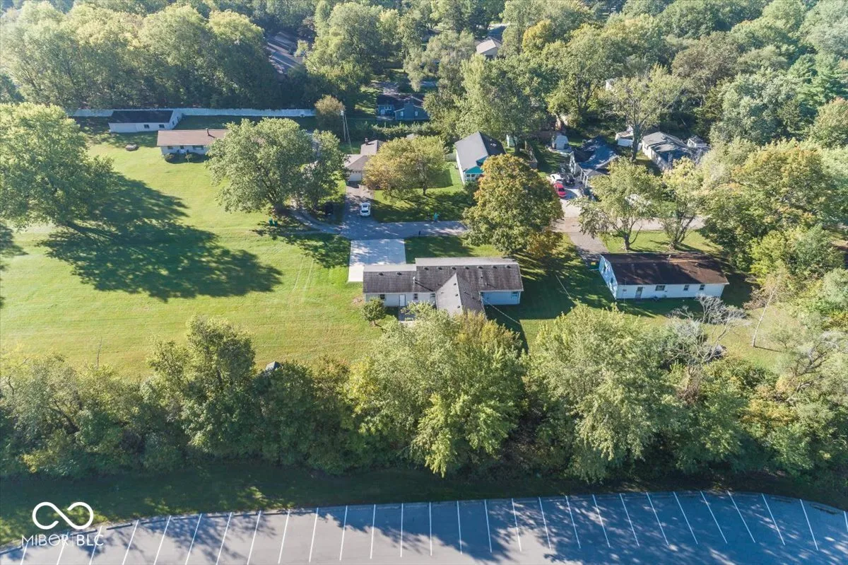 Westfield, Indiana 46074, United States, 3 Bedrooms Bedrooms, ,2 BathroomsBathrooms,Residential,Pending,39755