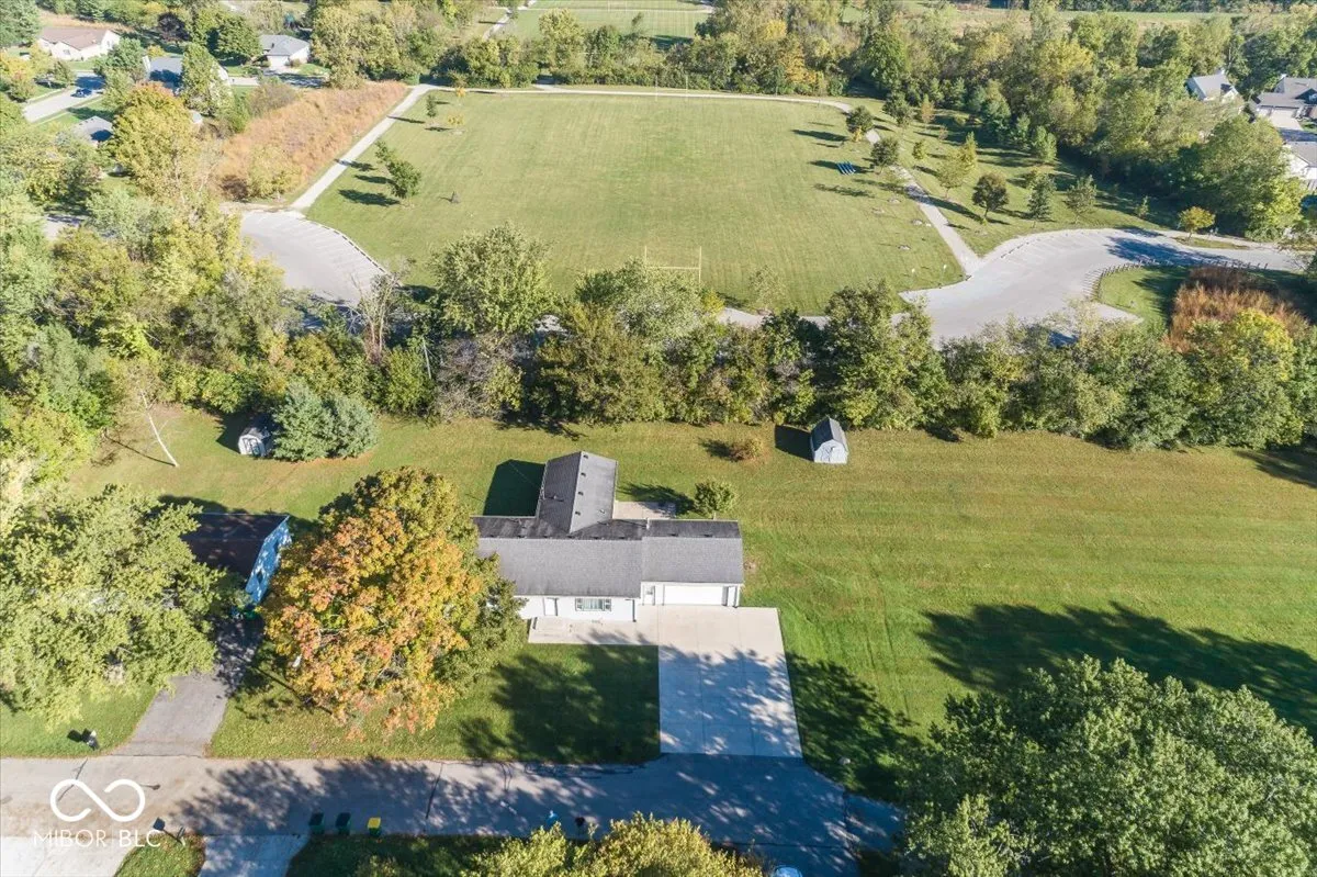 Westfield, Indiana 46074, United States, 3 Bedrooms Bedrooms, ,2 BathroomsBathrooms,Residential,Pending,39755