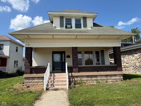 Photo for 610 W 3rd Street