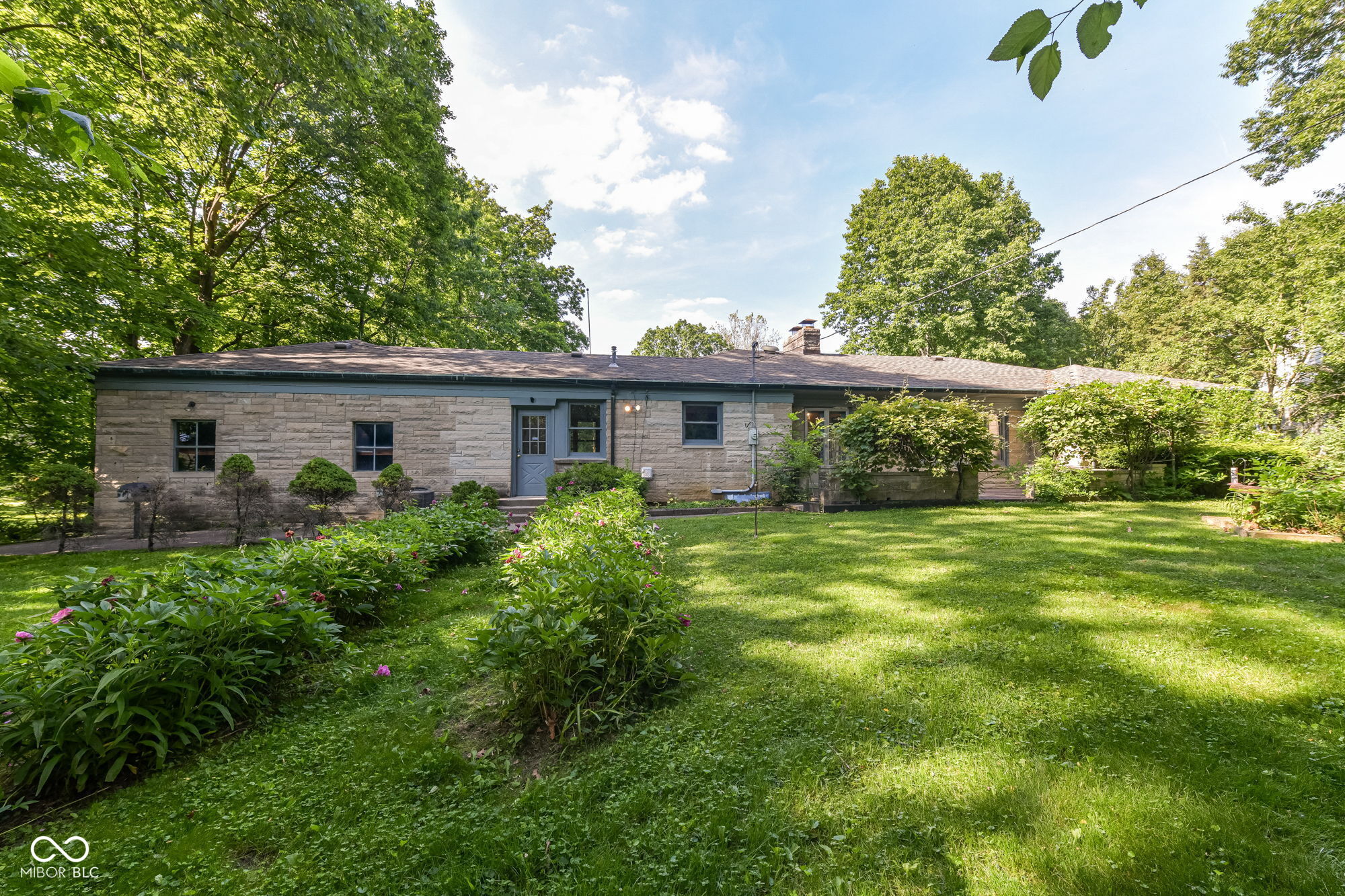 4627 E 65th Street