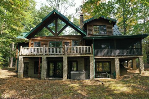 7275 Hamilton Creek Road Nashville IN 47448