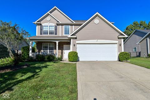 Photo of 5890 Courtyard Crescent, Indianapolis, IN 46234 (MLS # 22054163)