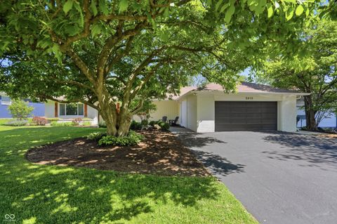 Photo of 2510 Baur Drive, Indianapolis, IN 46220 (MLS # 22101723)