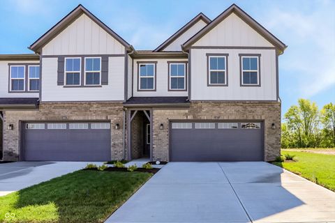Photo of 18475 Depoe Lane, Westfield, IN 46074 (MLS # 22097389)