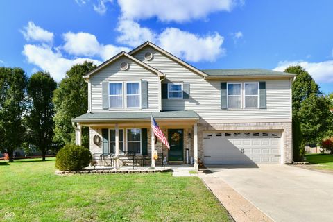 Photo of 5508 Front Point Court, Indianapolis, IN 46237 (MLS # 22092889)
